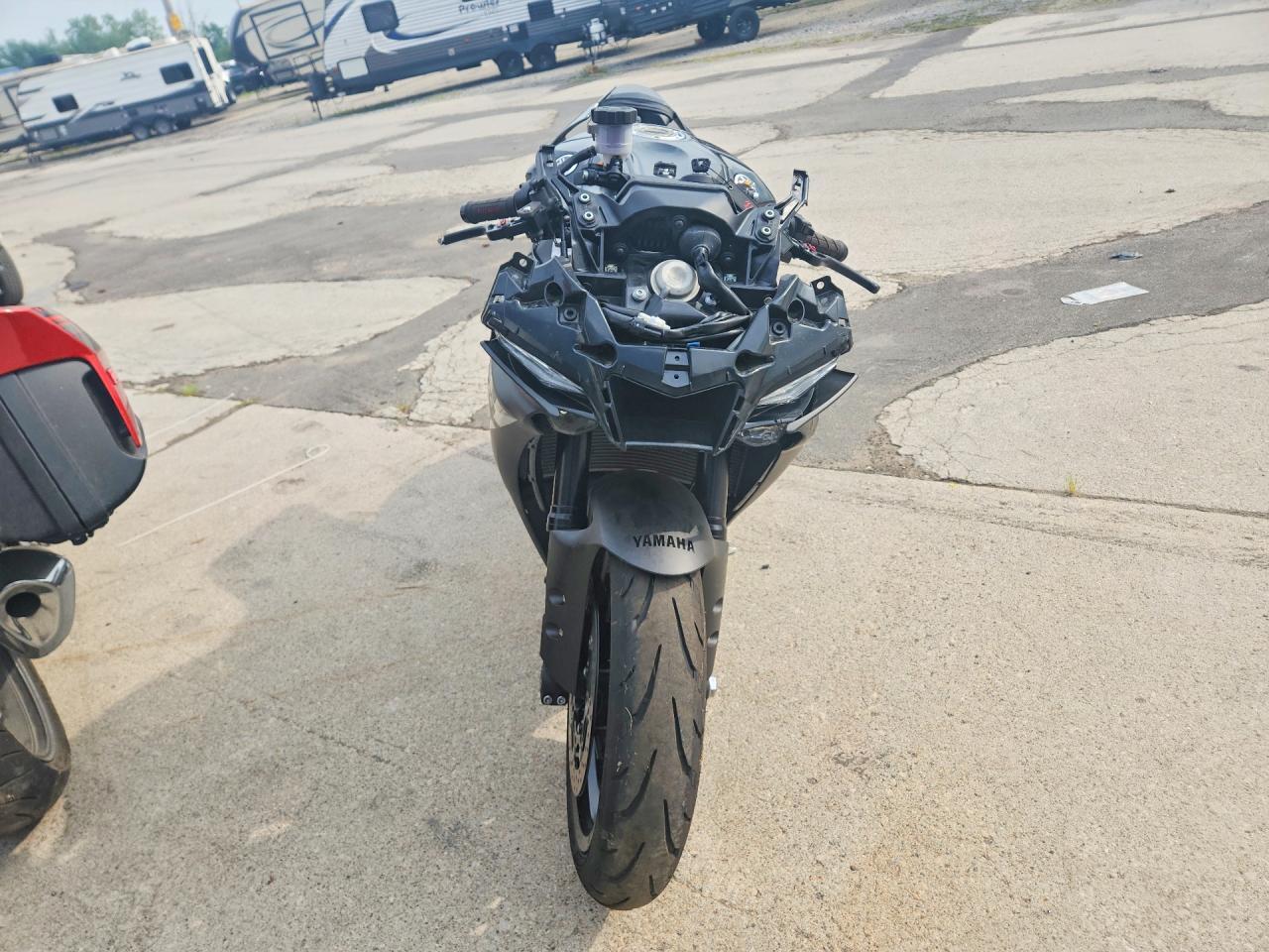 2024 Yamaha YZFR1