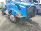 2007 Volvo VNL Semi Truck