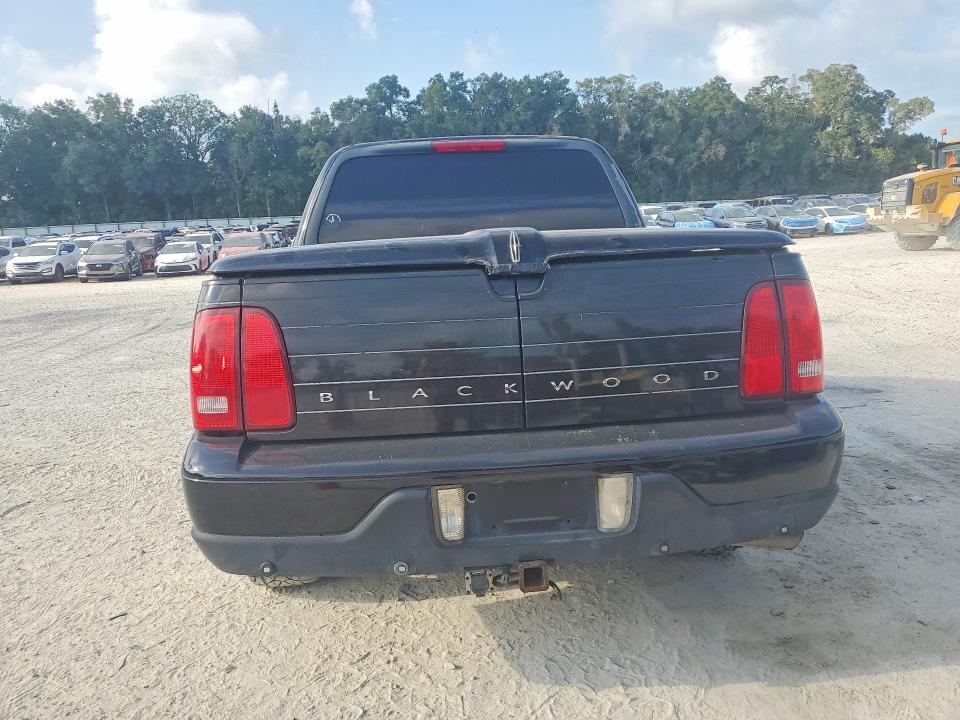 2002 Lincoln Blackwood