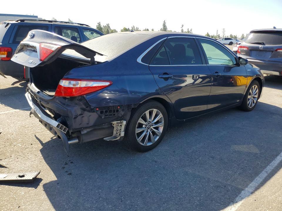 2016 Toyota Camry Hybrid xle