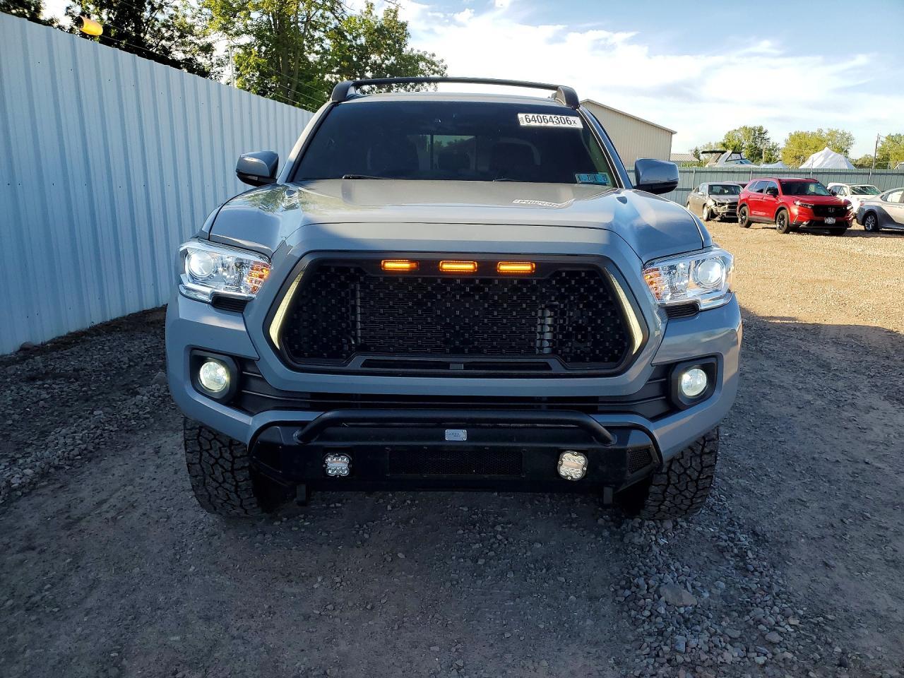 2021 Toyota Tacoma SR5 V6