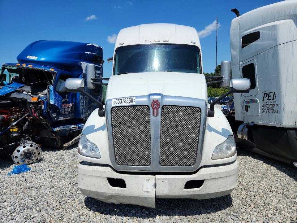 2020 Kenworth T680 Semi Truck