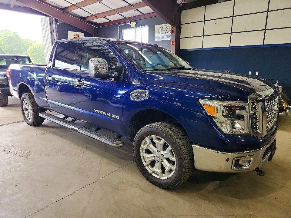 2016 Nissan Titan XD SL