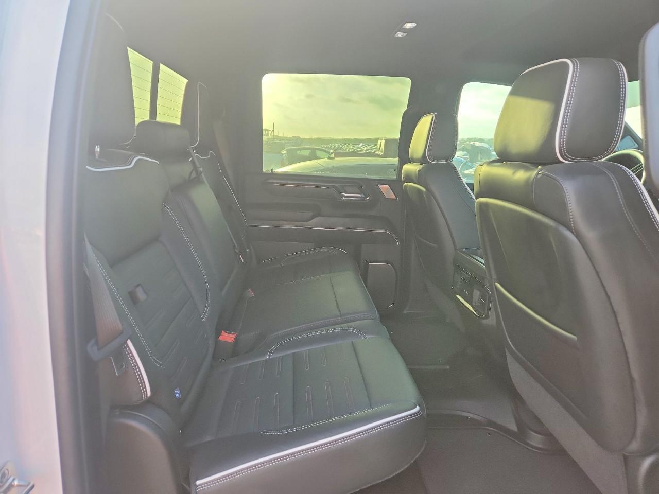 2026 GMC Sierra K2500 AT4X