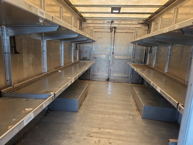 2013 Ford E450 Delivery Truck