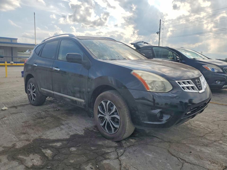 2012 Nissan Rogue s