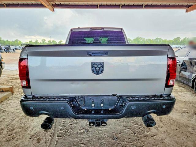 2022 Dodge RAM 1500 Classic SLT