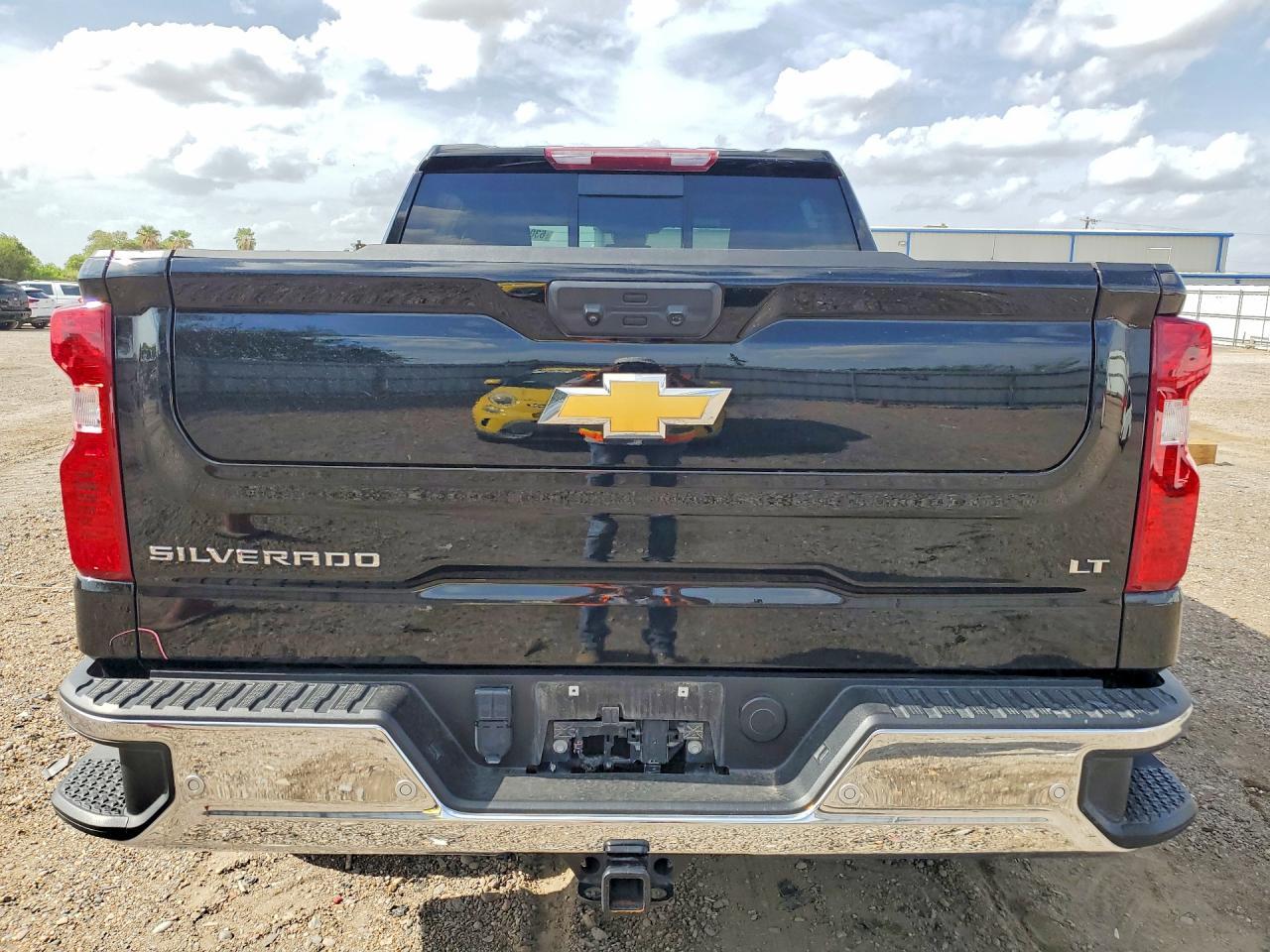 2025 Chevrolet Silverado C1500 LT