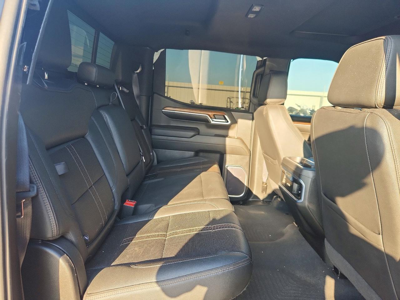 2022 Chevrolet Silverado K1500 High Country