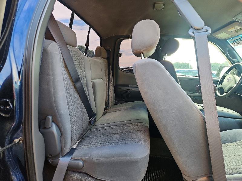 2004 Toyota Tundra SR5
