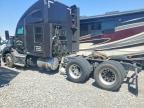 2015 Kenworth T680-Semi Truck