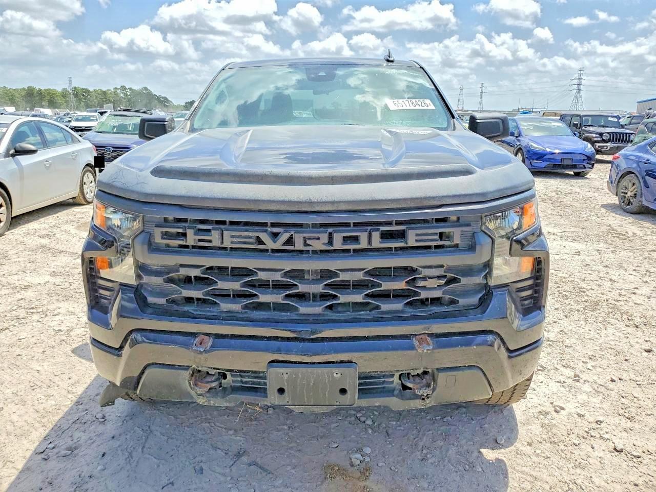 2022 Chevrolet Silverado C1500 Custom