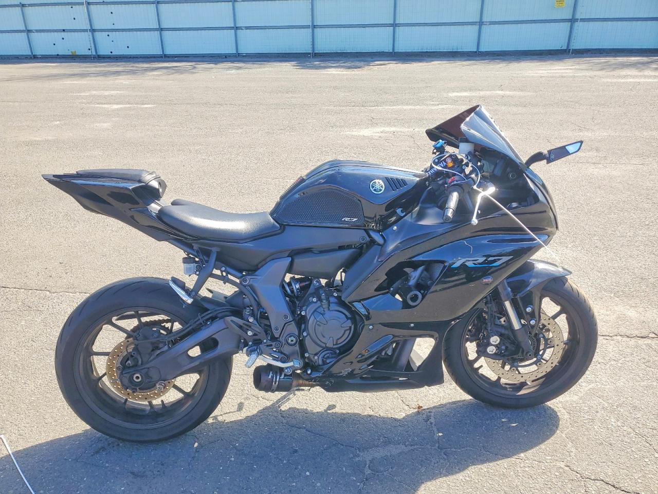 2023 Yamaha YZFR7