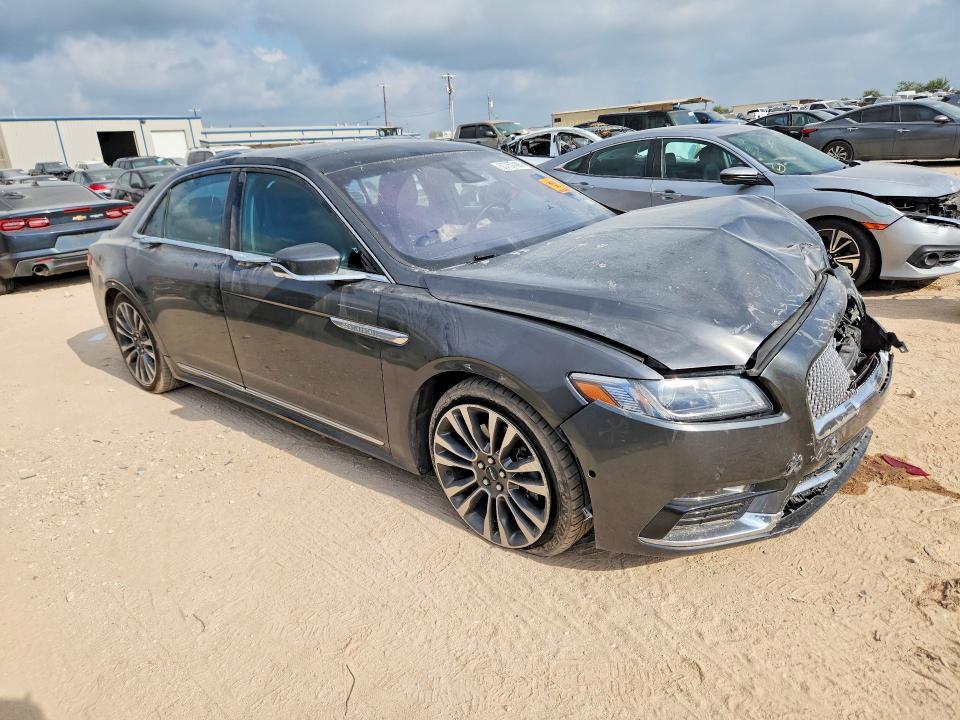 2017 Lincoln Continental Reserve