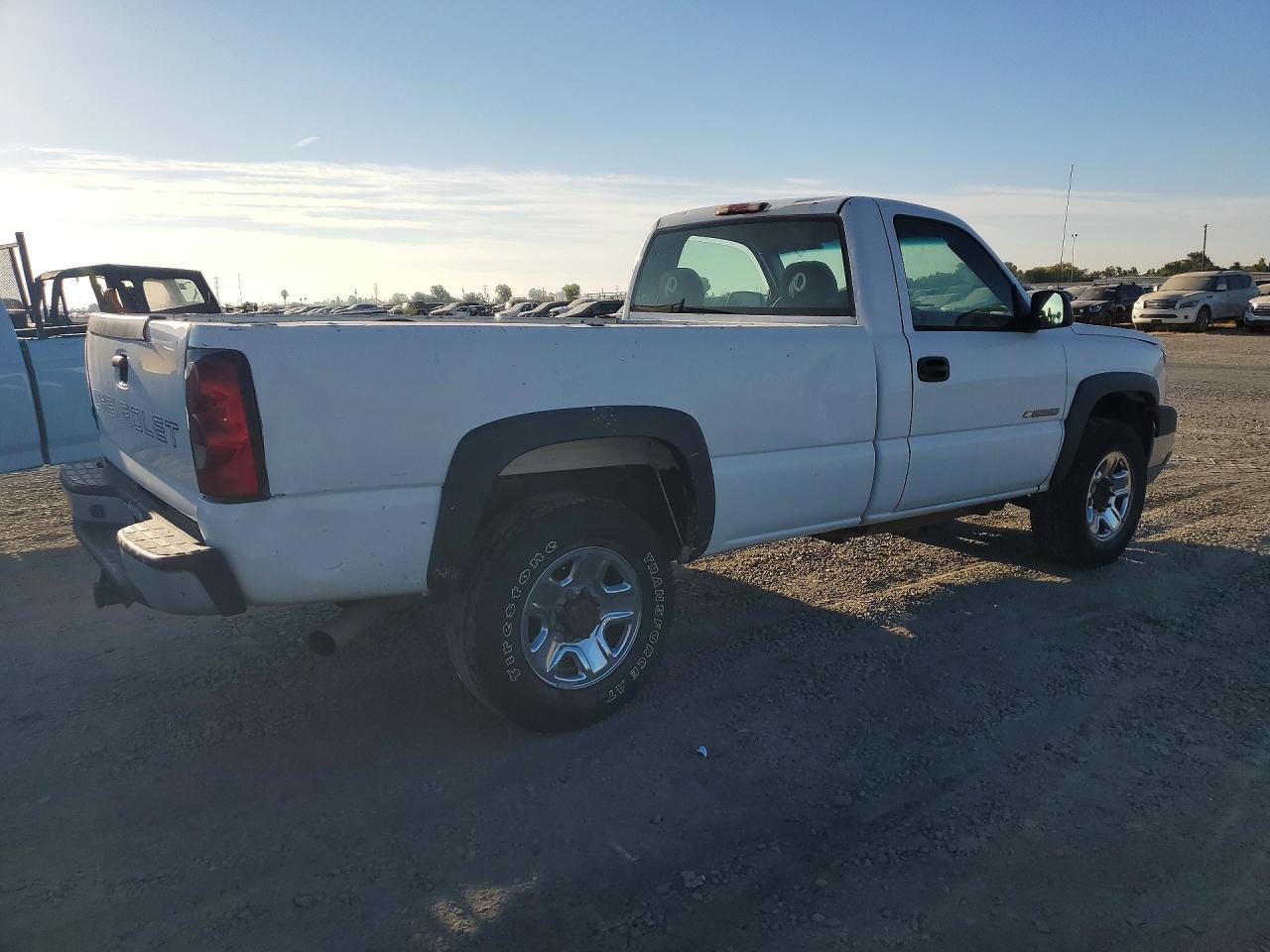 2004 Chevrolet Silverado C2500 Heavy Duty