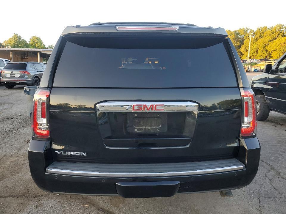 2016 GMC Yukon Denali
