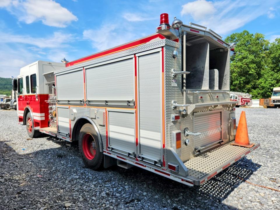2006 Spartan Motors Firetruck