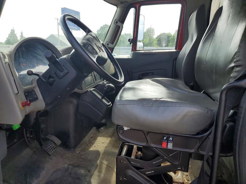 2017 International 4300 BOX Truck