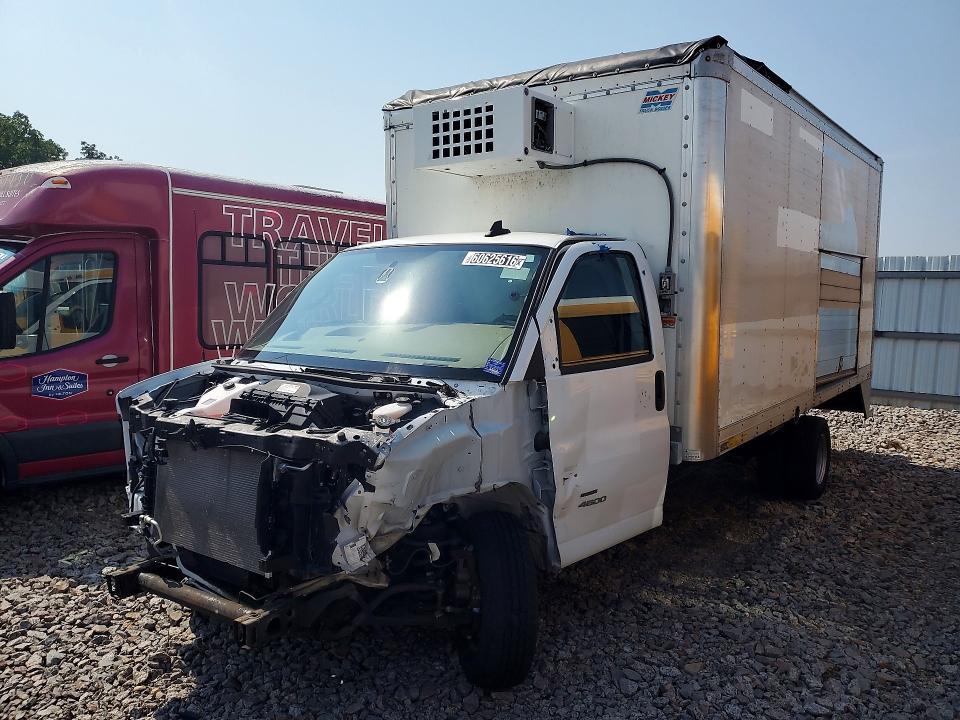 2023 Chevrolet Express Refrigerated BOX Truck