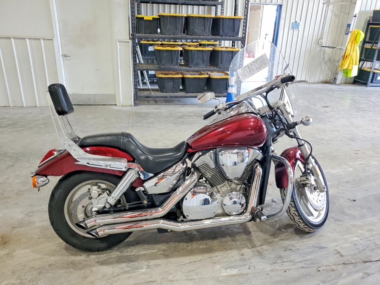 2006 Honda VTX1300 C