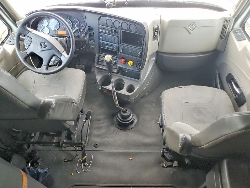 2022 International LF687 Semi Truck