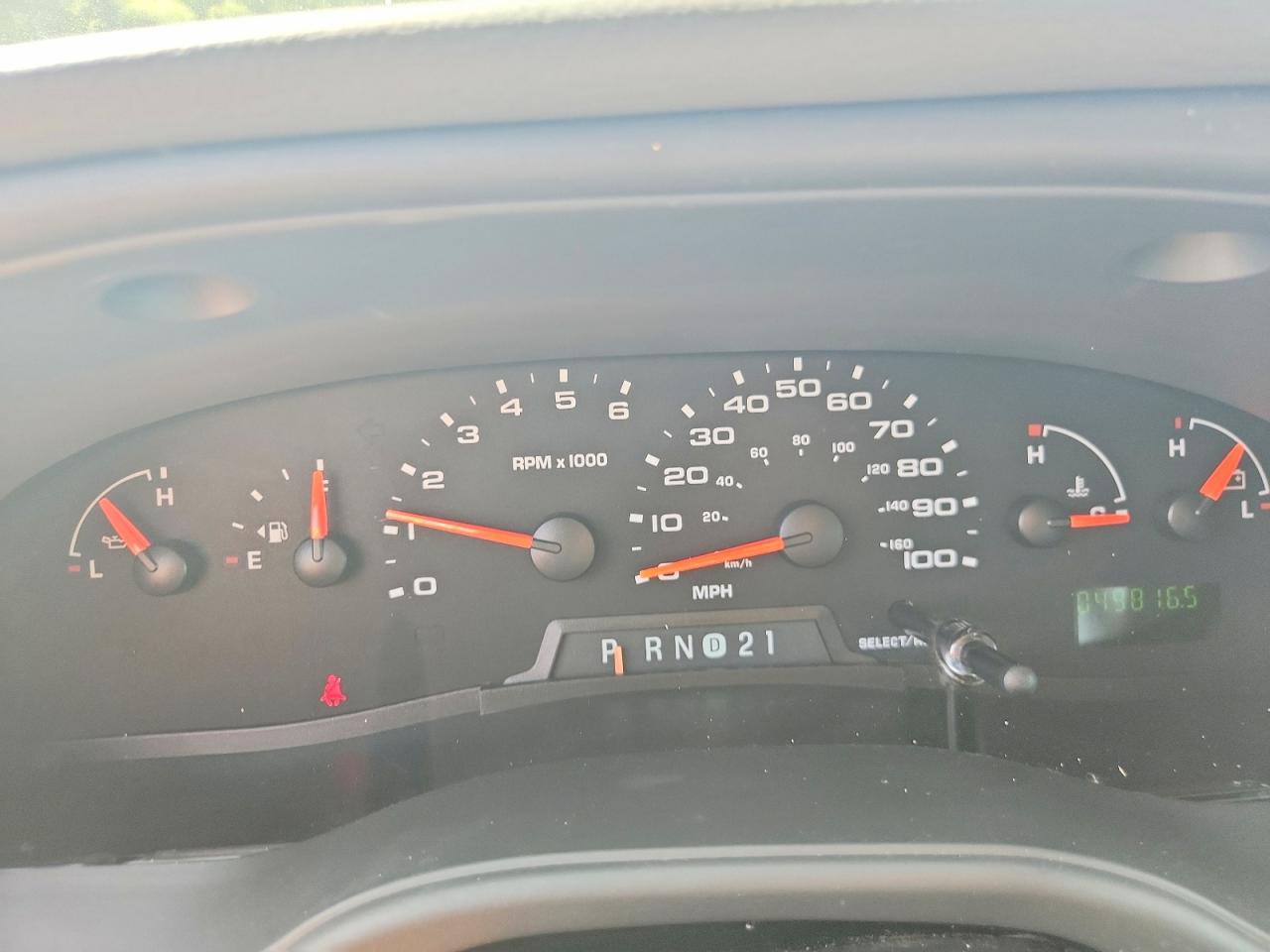2004 Ford Econoline E350 Super Duty Wagon