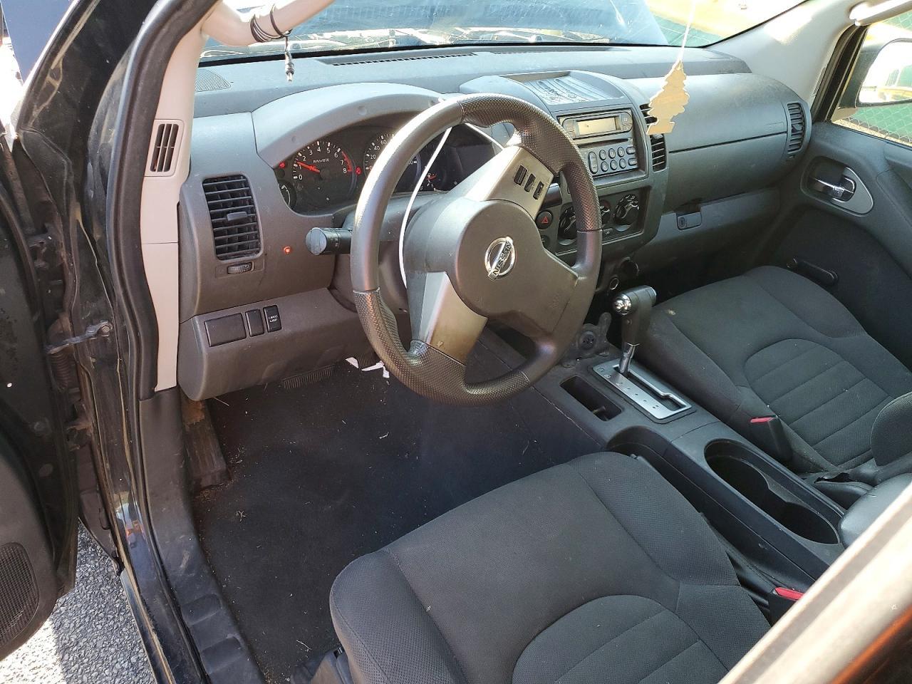 2006 Nissan Frontier XE
