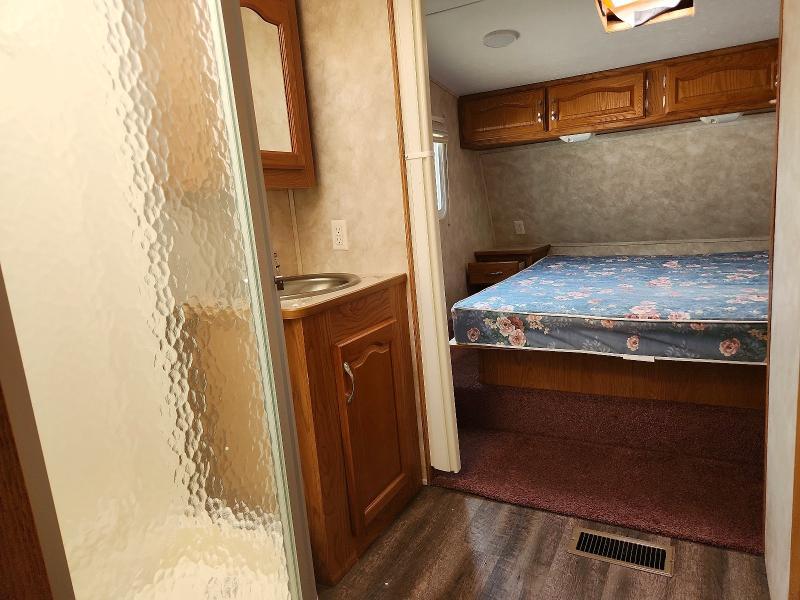 2005 Keystone Sprinter Camper