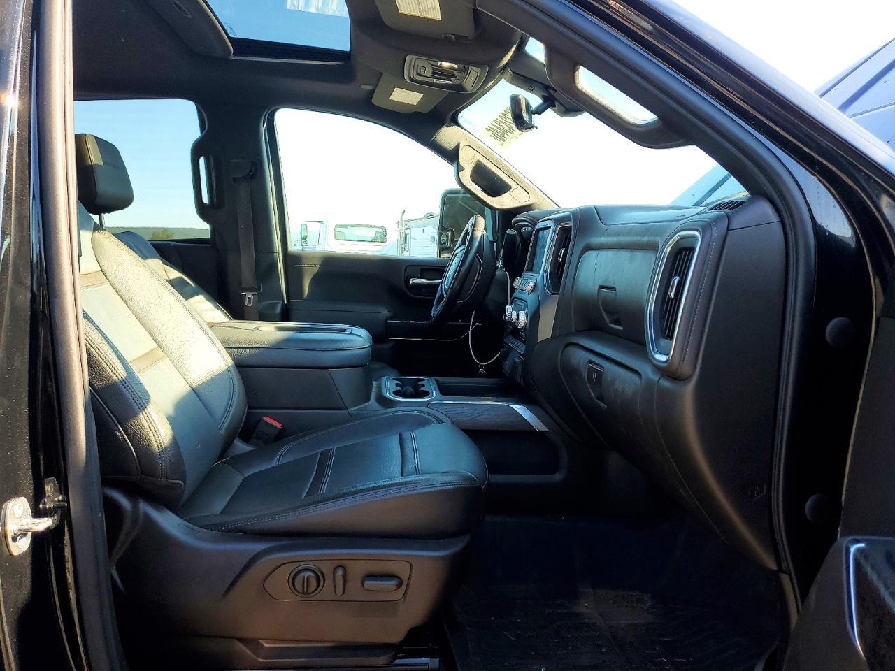 2020 GMC Sierra K3500 Denali