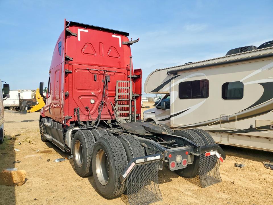 2020 Freightliner Cascadia 126 Semi Truck