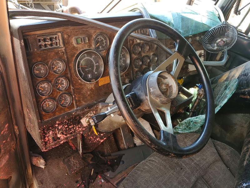 1995 Kenworth W900 Semi Truck