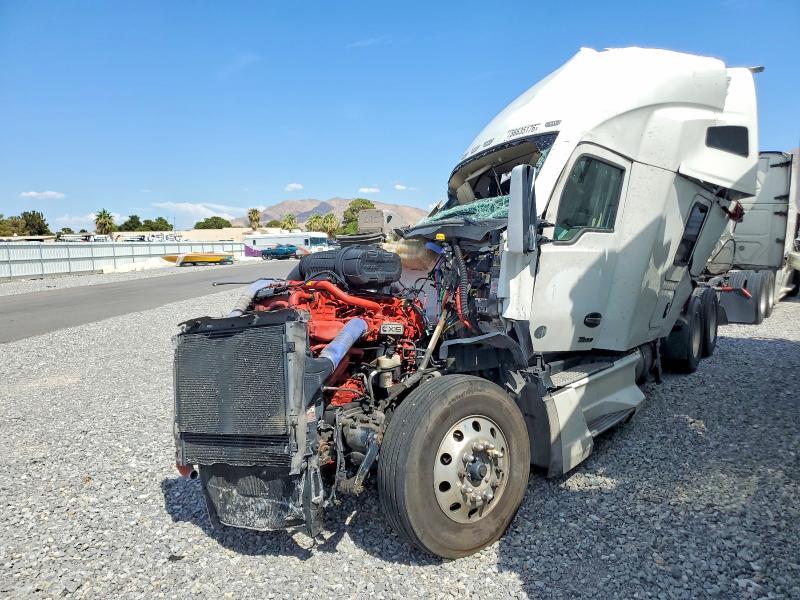 2024 Kenworth T680 Semi Truck