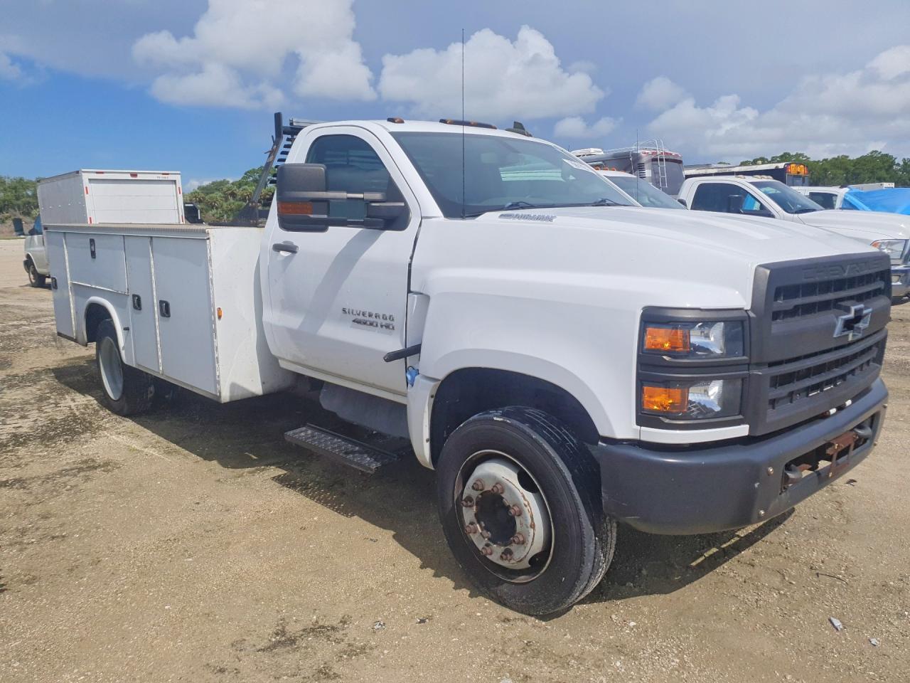 2019 Chevrolet Silverado Medium Duty