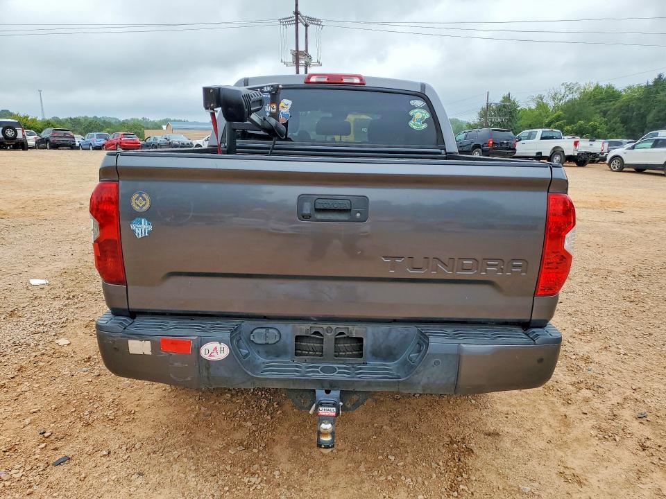 2019 Toyota Tundra Crewmax SR5