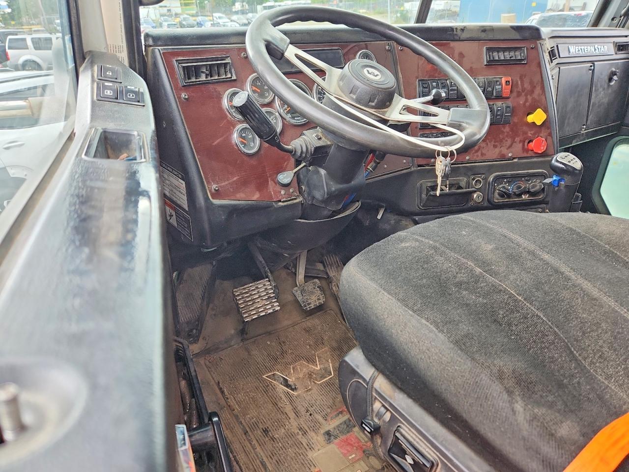 2019 Western Star 4700 Dump Truck