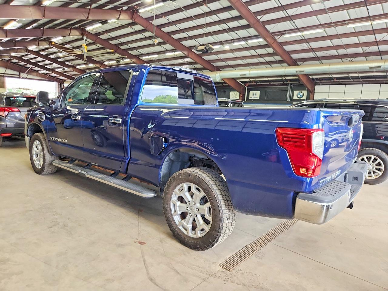 2016 Nissan Titan XD SL
