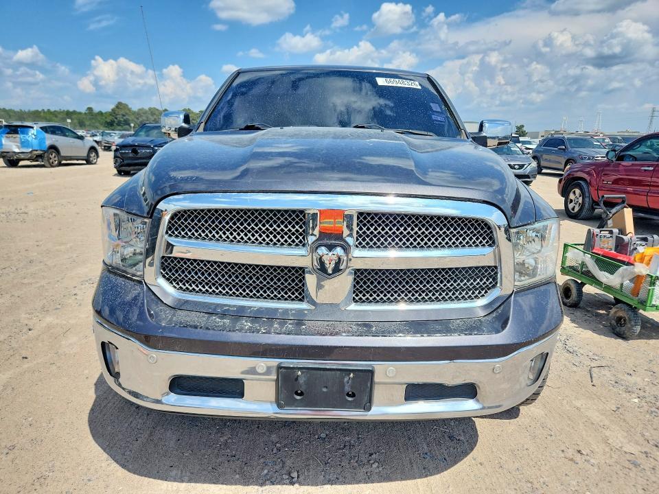 2017 Dodge Ram 1500 slt