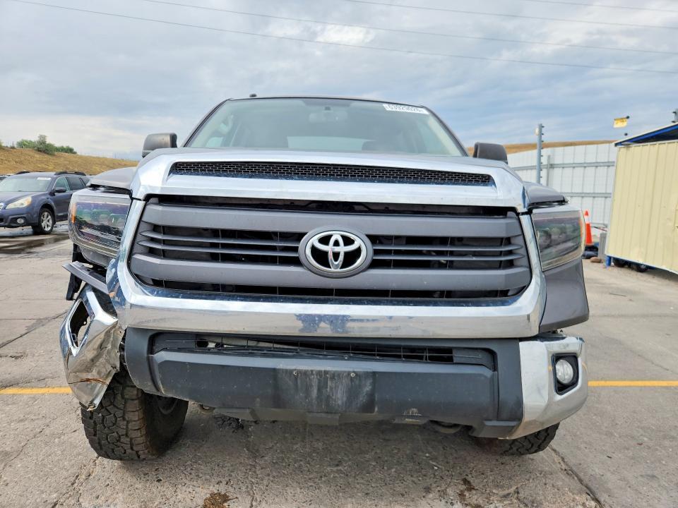 2015 Toyota Tundra SR5