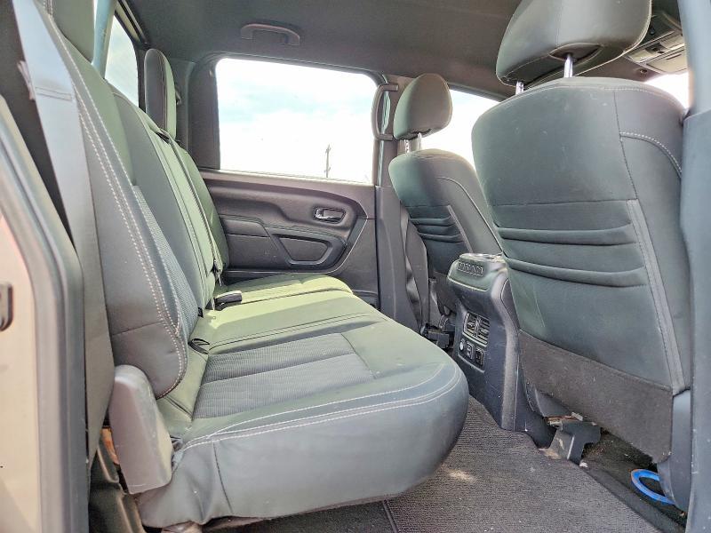 2019 Nissan Titan SV