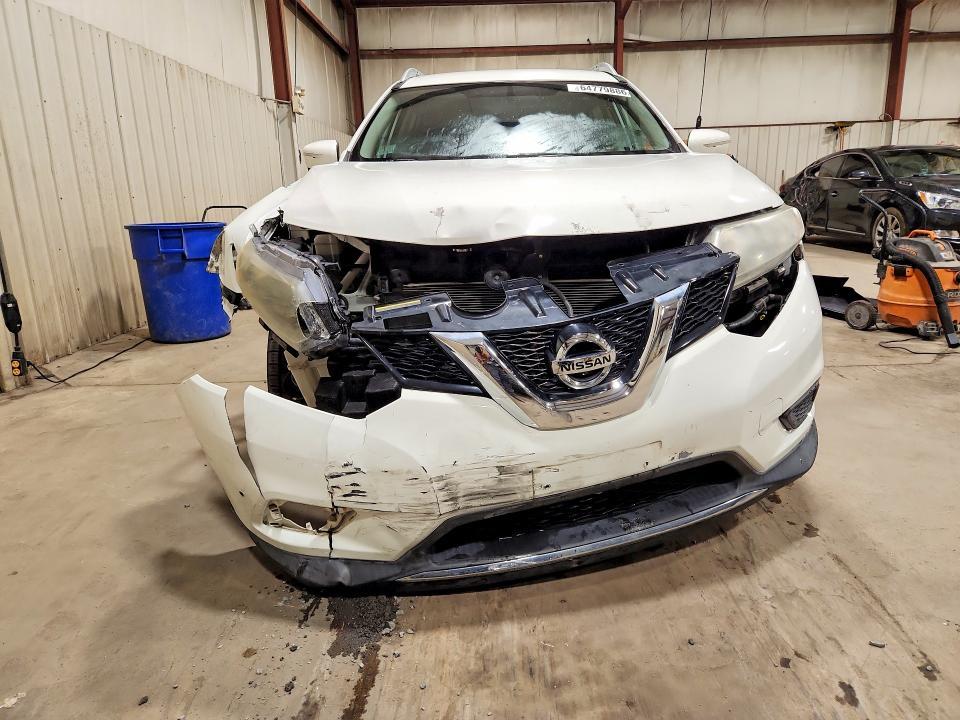 2015 Nissan Rogue sv