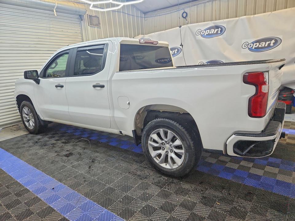 2021 Chevrolet Silverado K1500 Custom
