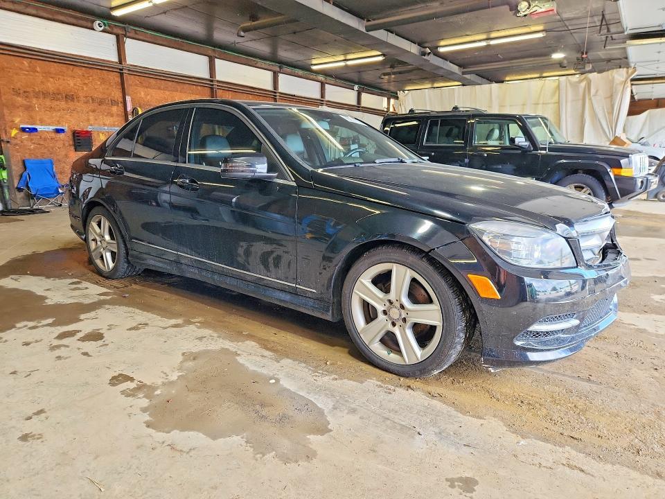2011 Mercedes-Benz C300