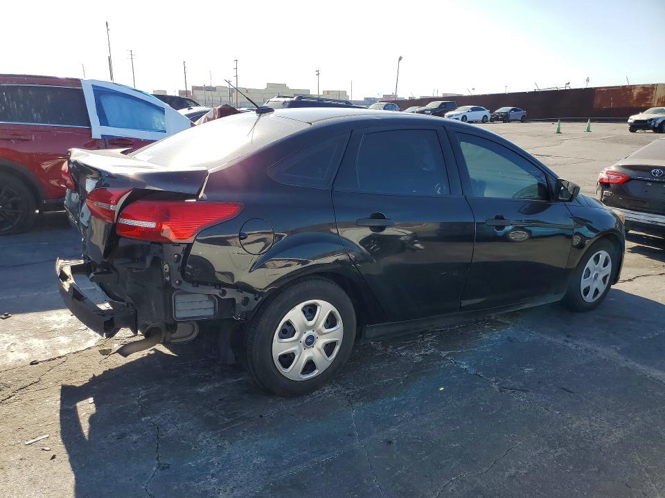 2016 Ford Focus s