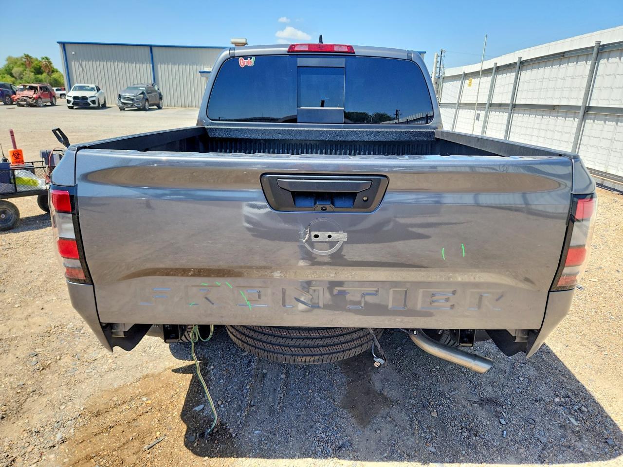 2025 Nissan Frontier SV