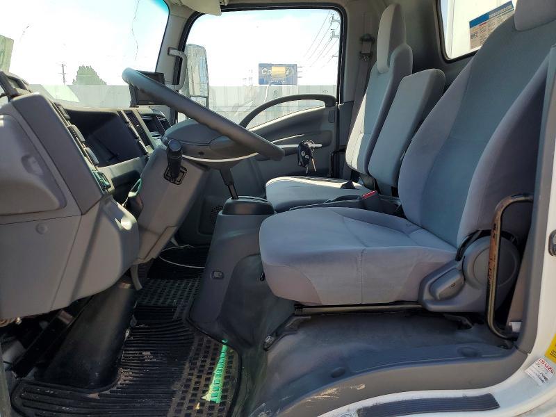 2016 Isuzu NPR HD BOX Truck