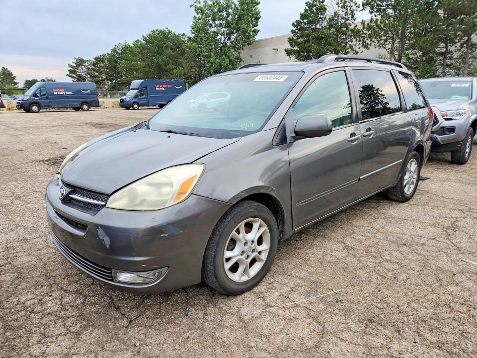 2006 Toyota Sienna xle 7 Passenger
