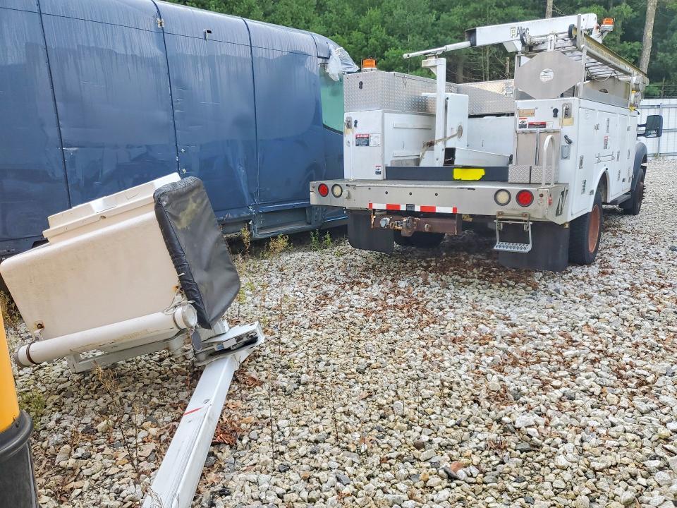 2005 Ford F450 Super Duty Bucket Truck