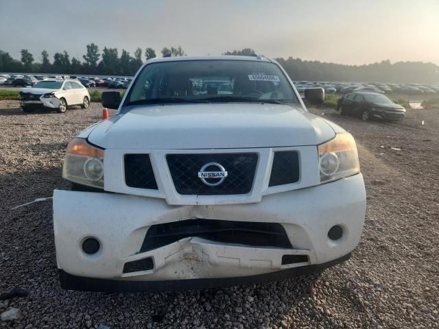 2014 Nissan Armada sv
