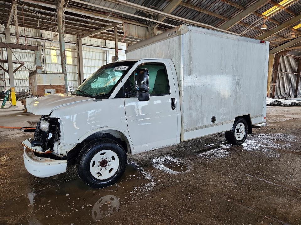 2012 GMC Savana BOX Truck