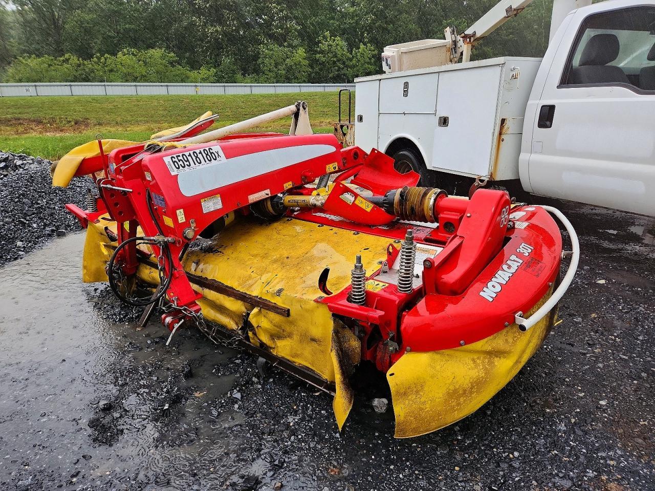2014 Pottinger Novacat 301 Disc Mower